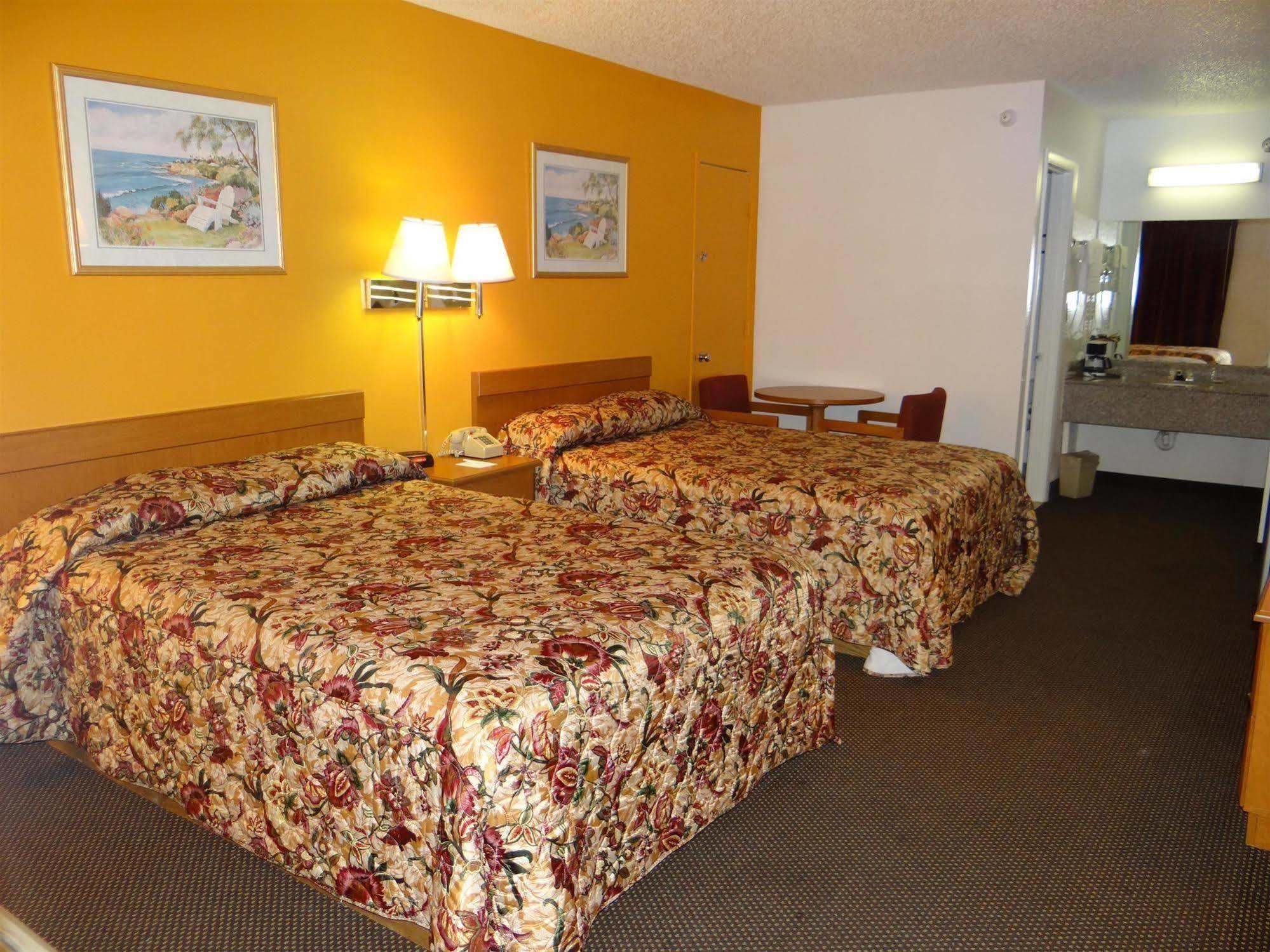 Magnuson Hotel Bradenton Buitenkant foto